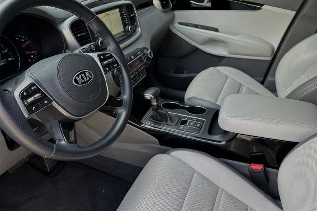 used 2020 Kia Sorento car, priced at $22,899