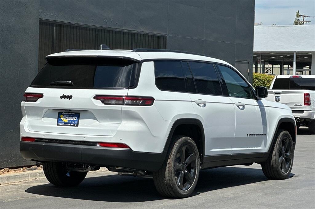 new 2025 Jeep Grand Cherokee L car, priced at $40,880