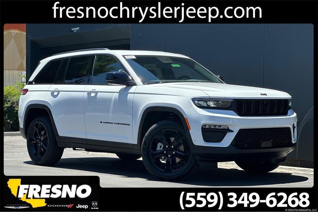 new 2025 Jeep Grand Cherokee car, priced at $52,428
