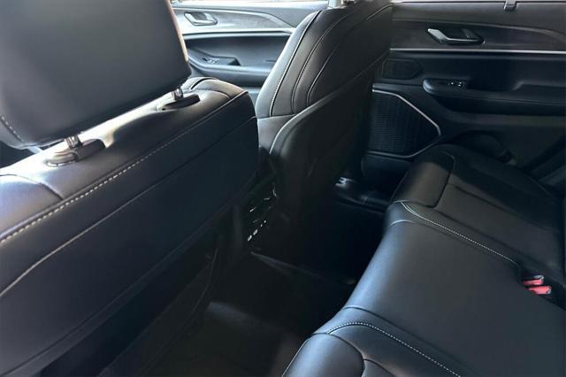 new 2025 Jeep Grand Cherokee car, priced at $52,469