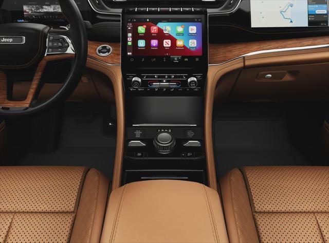 new 2025 Jeep Grand Cherokee car, priced at $70,425