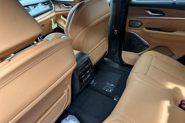 new 2025 Jeep Grand Cherokee car, priced at $64,132