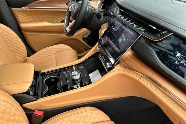 new 2025 Jeep Grand Cherokee car, priced at $64,132