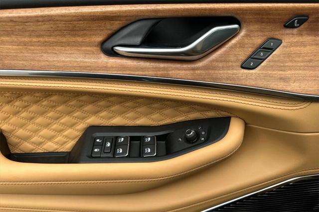 new 2025 Jeep Grand Cherokee car, priced at $64,132