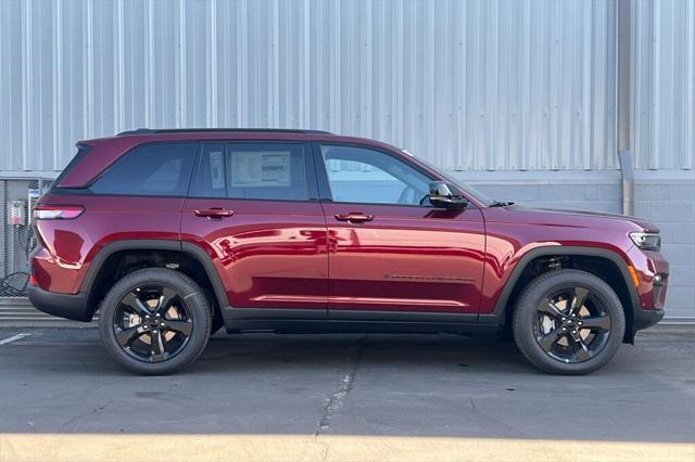 new 2025 Jeep Grand Cherokee car, priced at $53,960