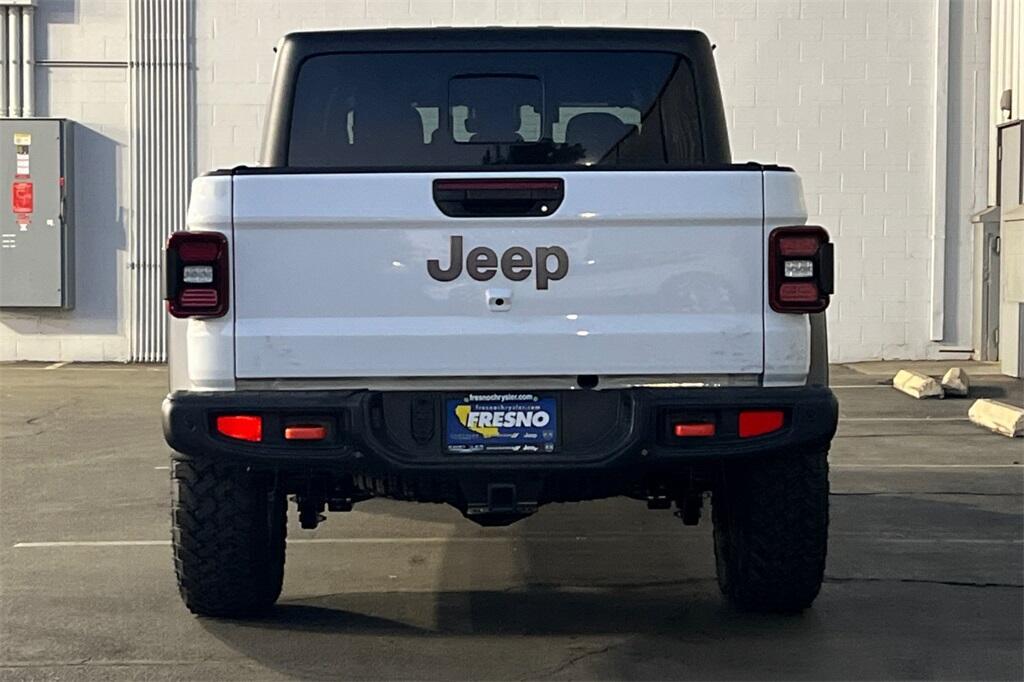 new 2025 Jeep Gladiator car, priced at $51,960