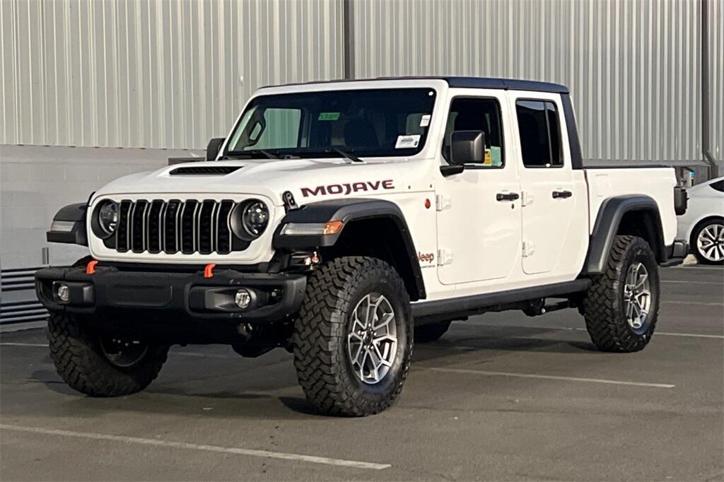 new 2025 Jeep Gladiator car, priced at $51,960