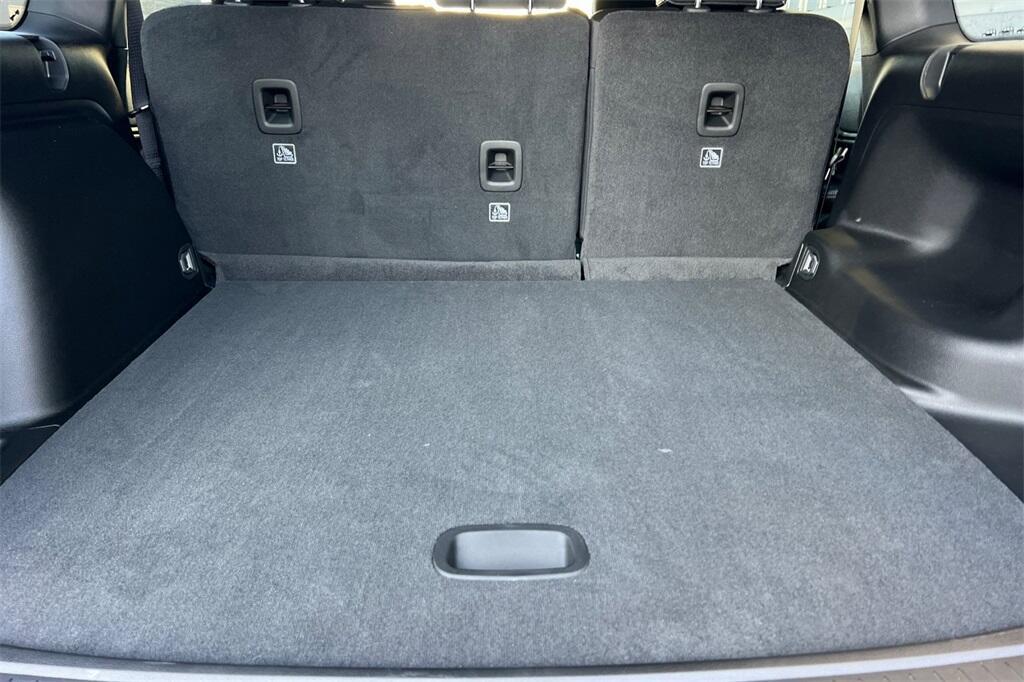 new 2025 Jeep Grand Cherokee car, priced at $38,235