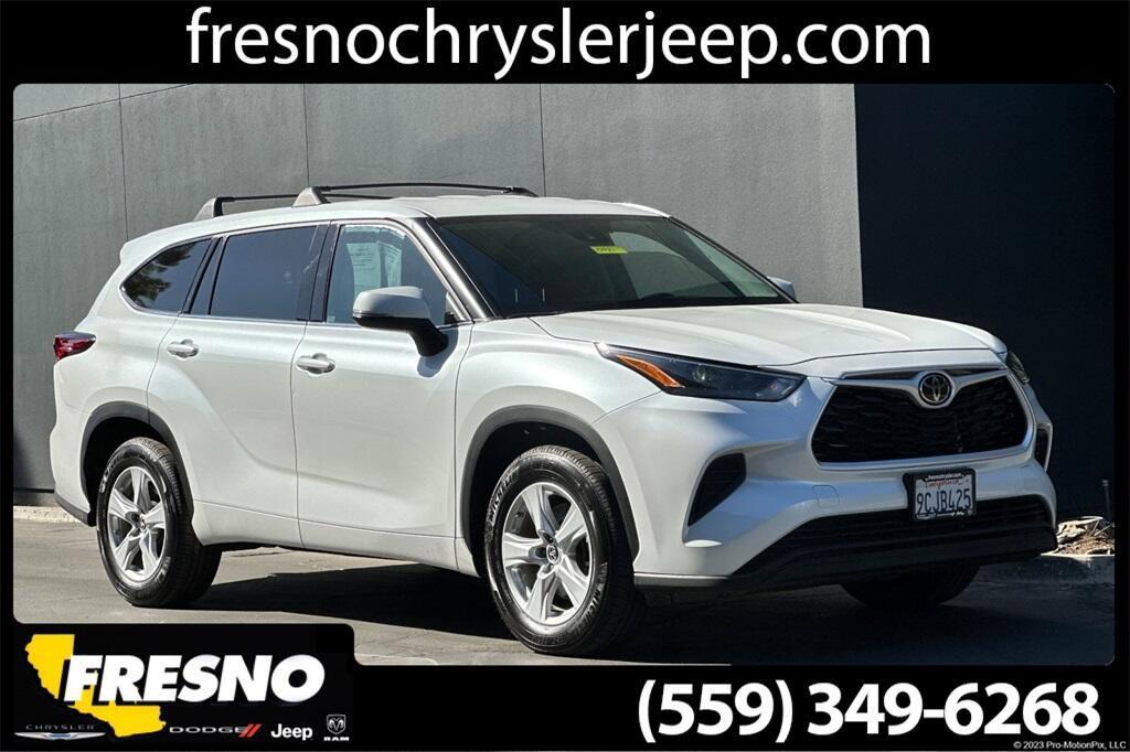 used 2022 Toyota Highlander car, priced at $29,995