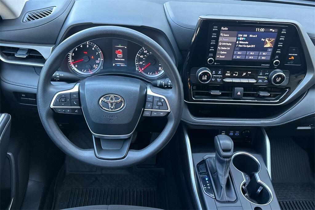 used 2022 Toyota Highlander car, priced at $29,995