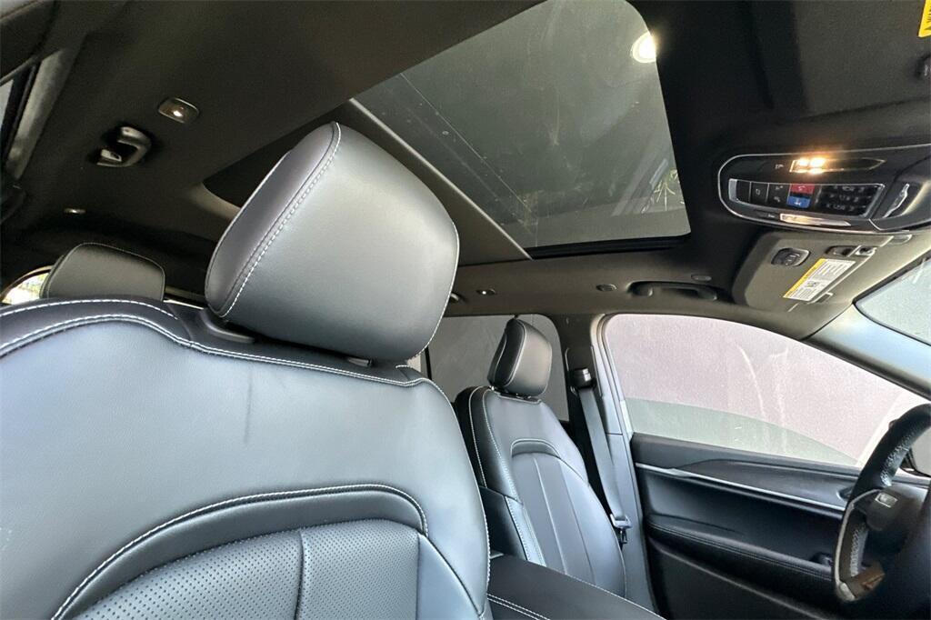 new 2025 Jeep Grand Cherokee L car, priced at $48,540