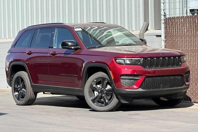 new 2025 Jeep Grand Cherokee car, priced at $47,175