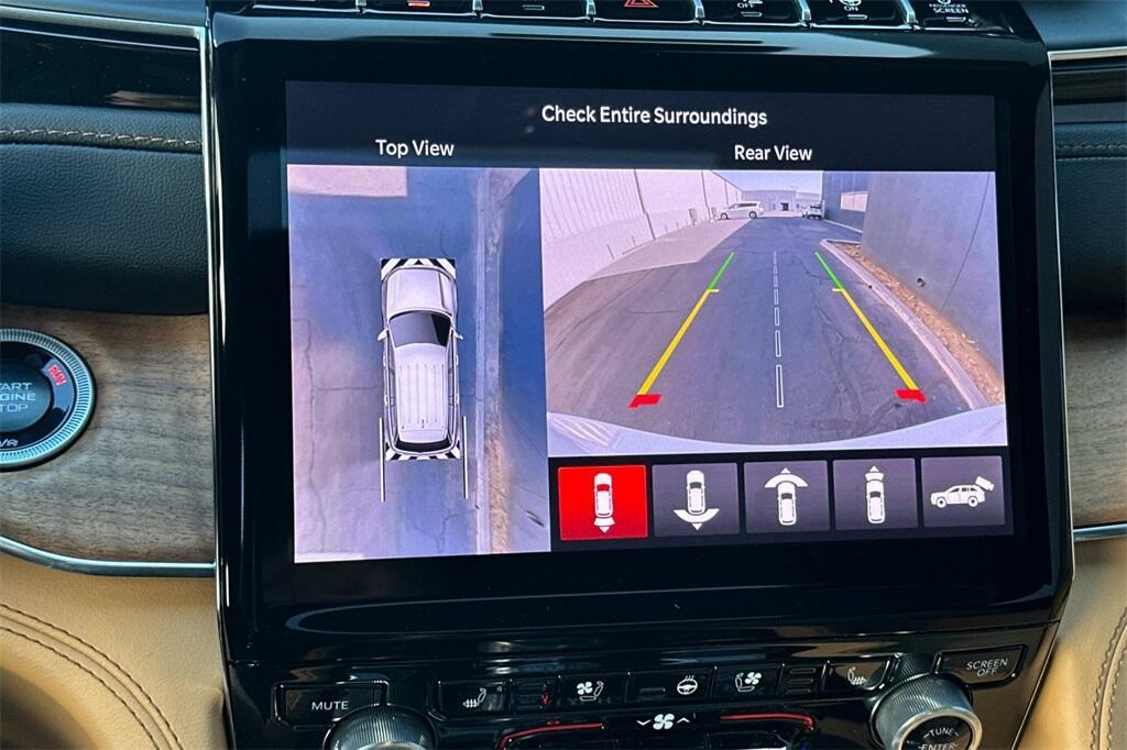 new 2025 Jeep Grand Cherokee car, priced at $65,216
