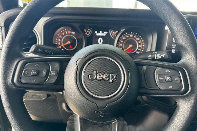 new 2025 Jeep Gladiator car, priced at $43,638