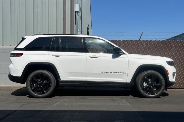 new 2024 Jeep Grand Cherokee car, priced at $46,093