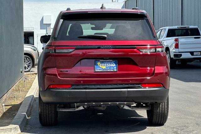 new 2025 Jeep Grand Cherokee car, priced at $42,760