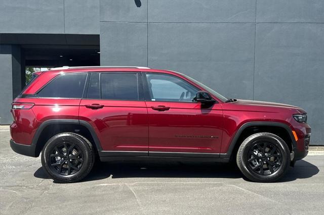 new 2025 Jeep Grand Cherokee car, priced at $42,760