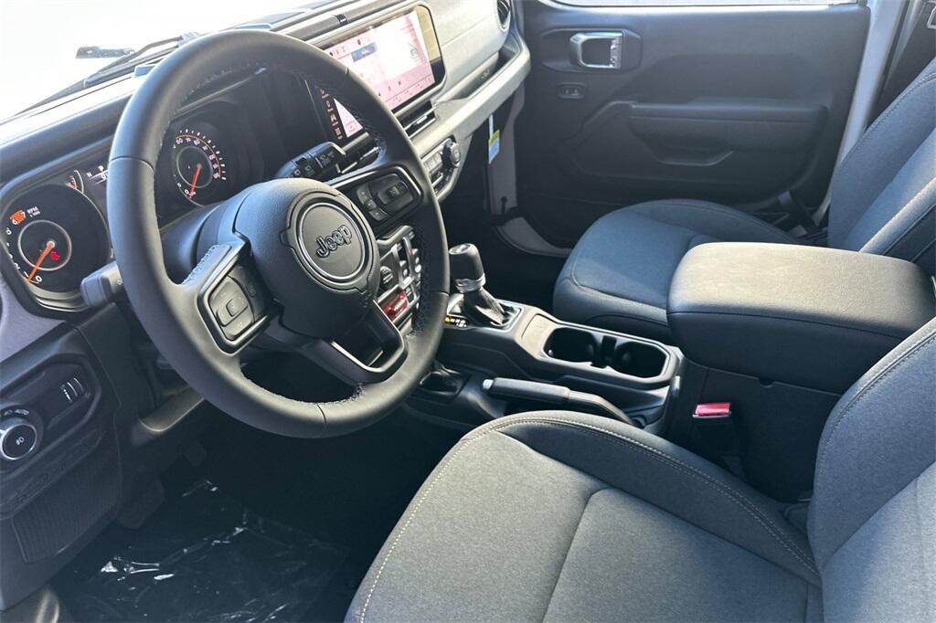 new 2025 Jeep Wrangler car, priced at $48,380