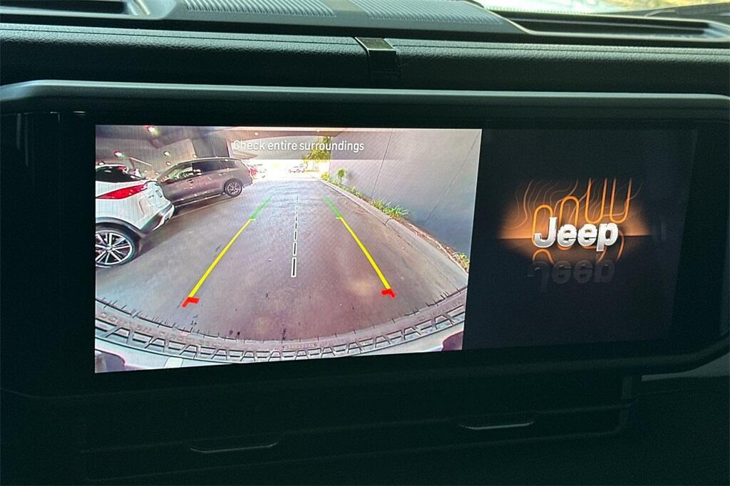 new 2025 Jeep Wrangler car, priced at $48,175