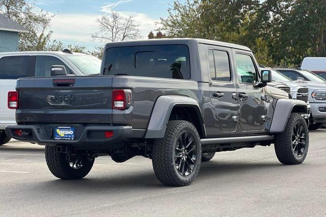 new 2025 Jeep Gladiator car, priced at $43,425