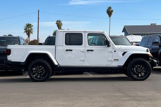 new 2025 Jeep Gladiator car, priced at $39,330