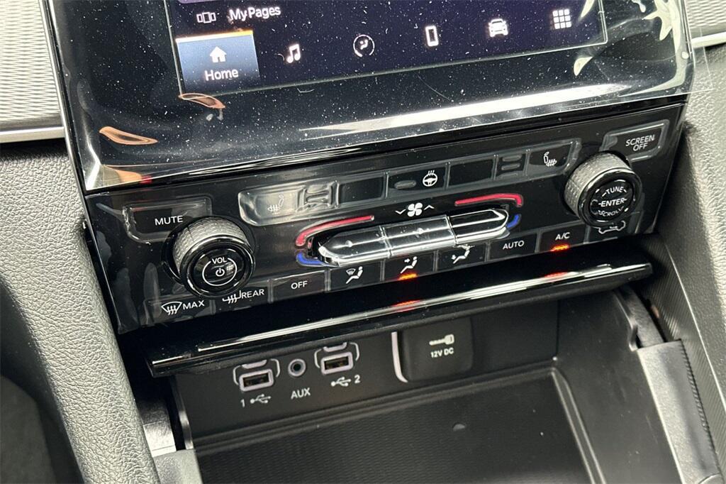 new 2025 Jeep Grand Cherokee car, priced at $41,375