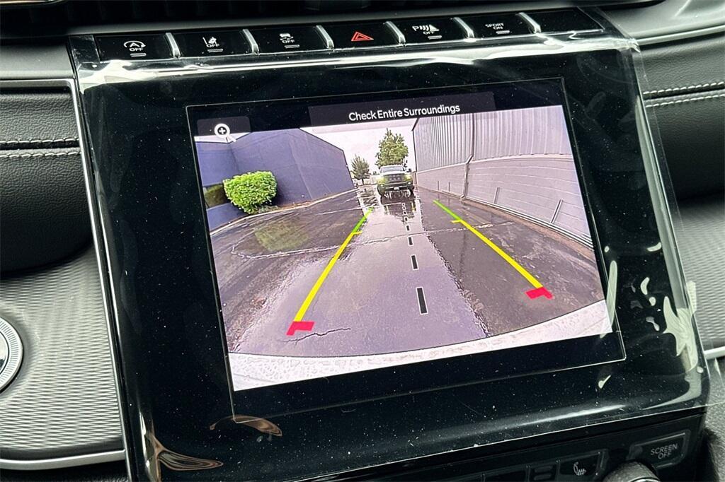 new 2025 Jeep Grand Cherokee car, priced at $41,375