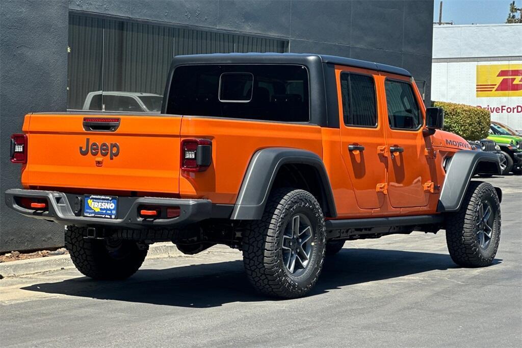 new 2025 Jeep Gladiator car, priced at $53,430