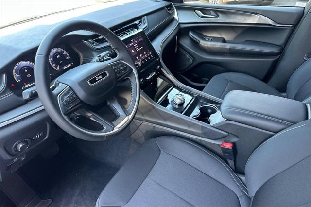 new 2025 Jeep Grand Cherokee L car, priced at $40,157