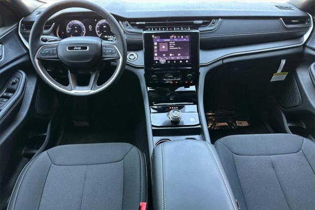 new 2025 Jeep Grand Cherokee L car, priced at $40,157
