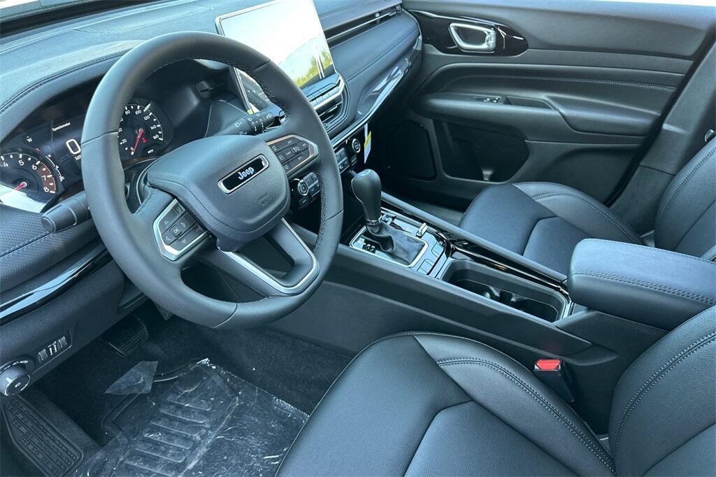 new 2026 Jeep Compass car, priced at $33,695
