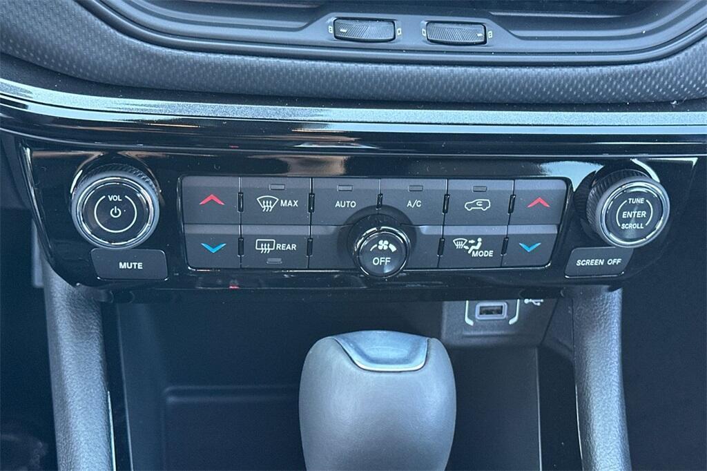 new 2026 Jeep Compass car, priced at $33,695