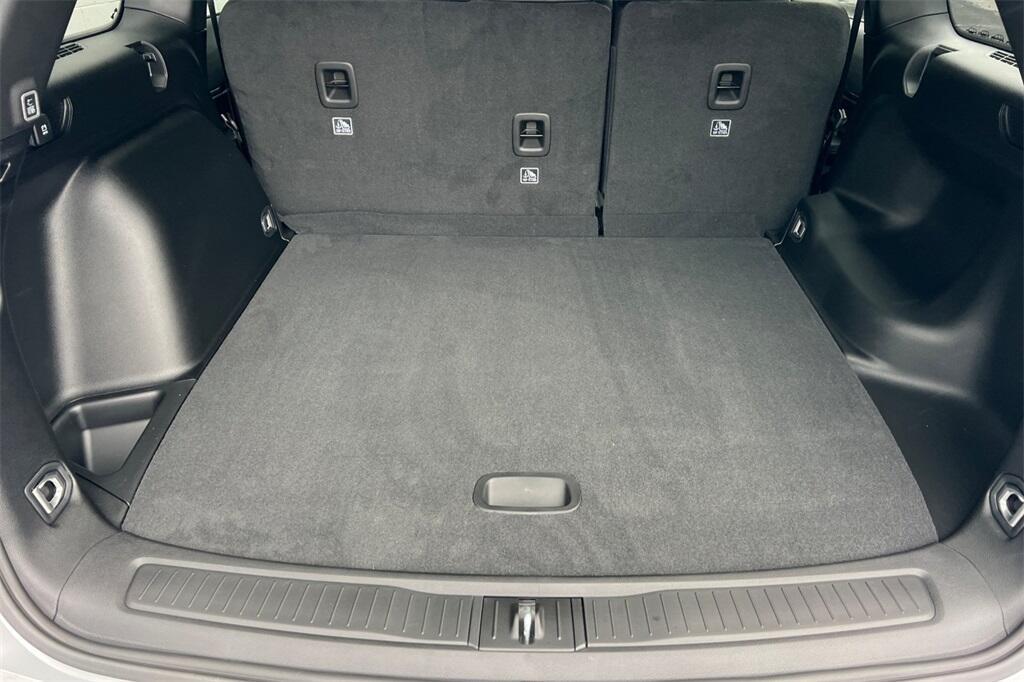 new 2025 Jeep Grand Cherokee car, priced at $38,235