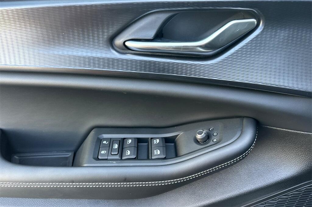 new 2025 Jeep Grand Cherokee L car, priced at $41,330