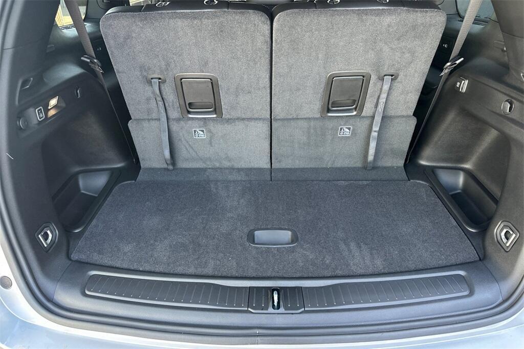 new 2025 Jeep Grand Cherokee L car, priced at $41,330