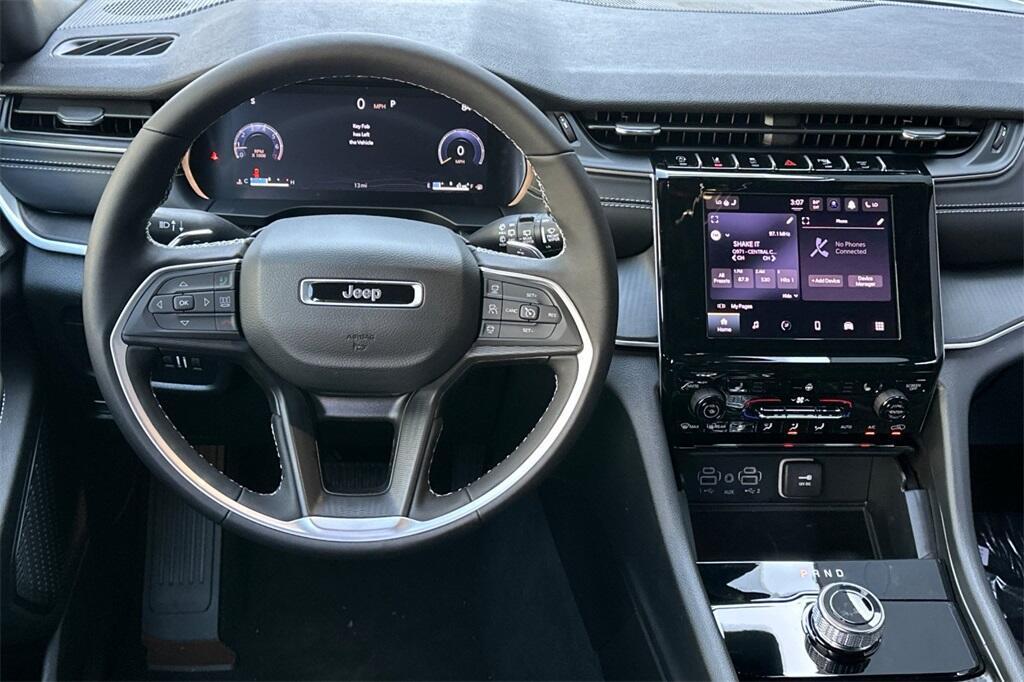 new 2025 Jeep Grand Cherokee L car, priced at $41,330