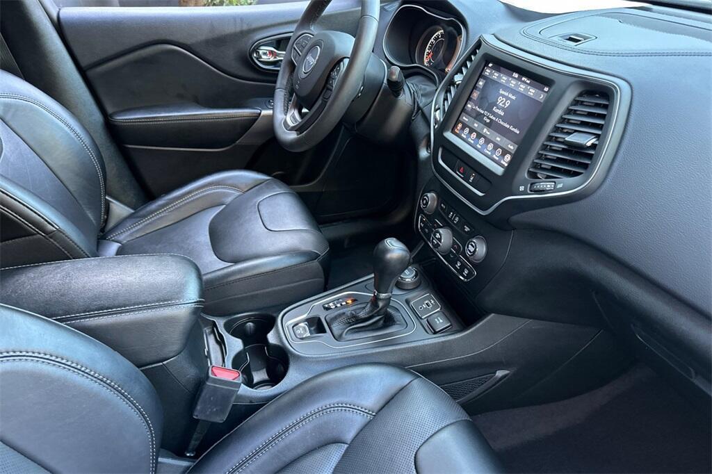 used 2022 Jeep Cherokee car, priced at $25,180