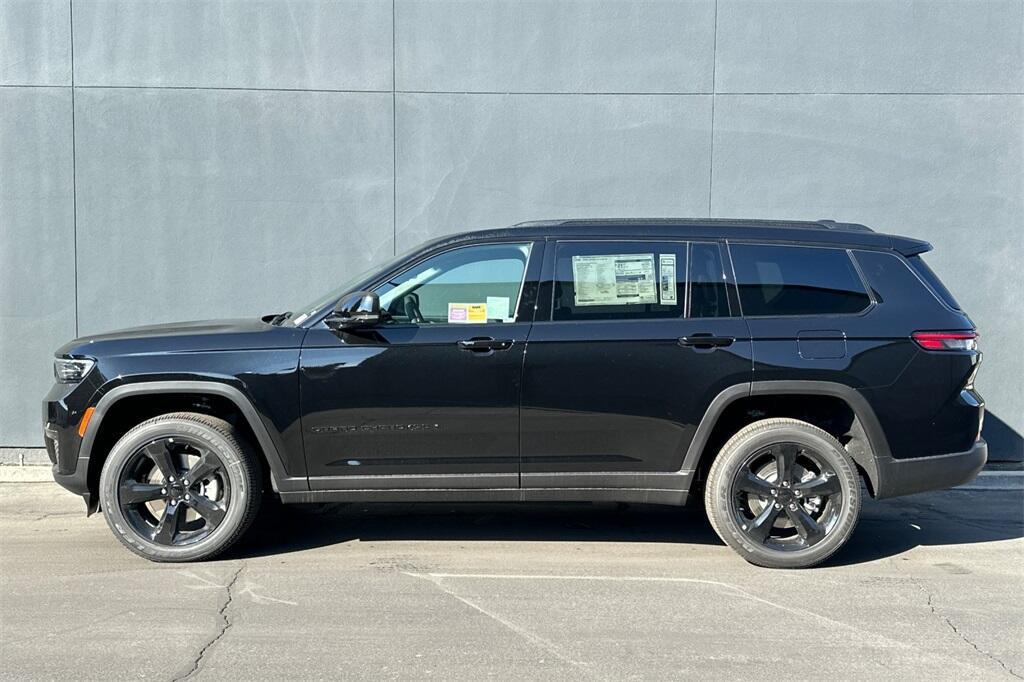 new 2025 Jeep Grand Cherokee L car, priced at $40,975