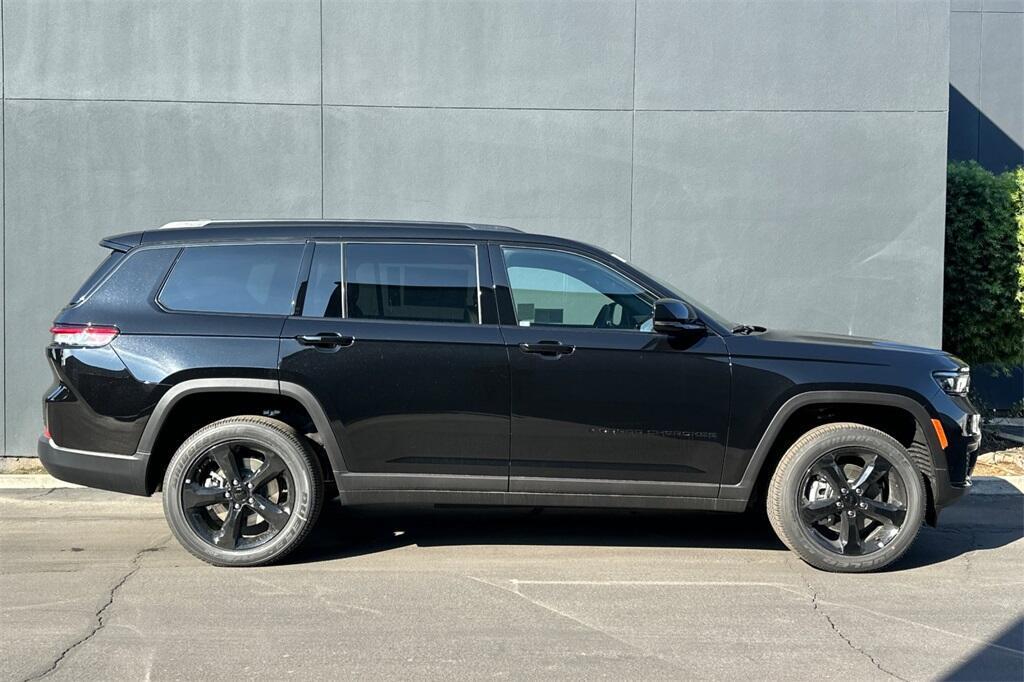 new 2025 Jeep Grand Cherokee L car, priced at $40,975