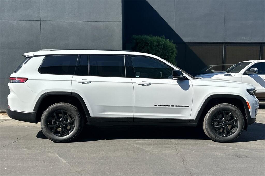 new 2025 Jeep Grand Cherokee L car, priced at $37,985