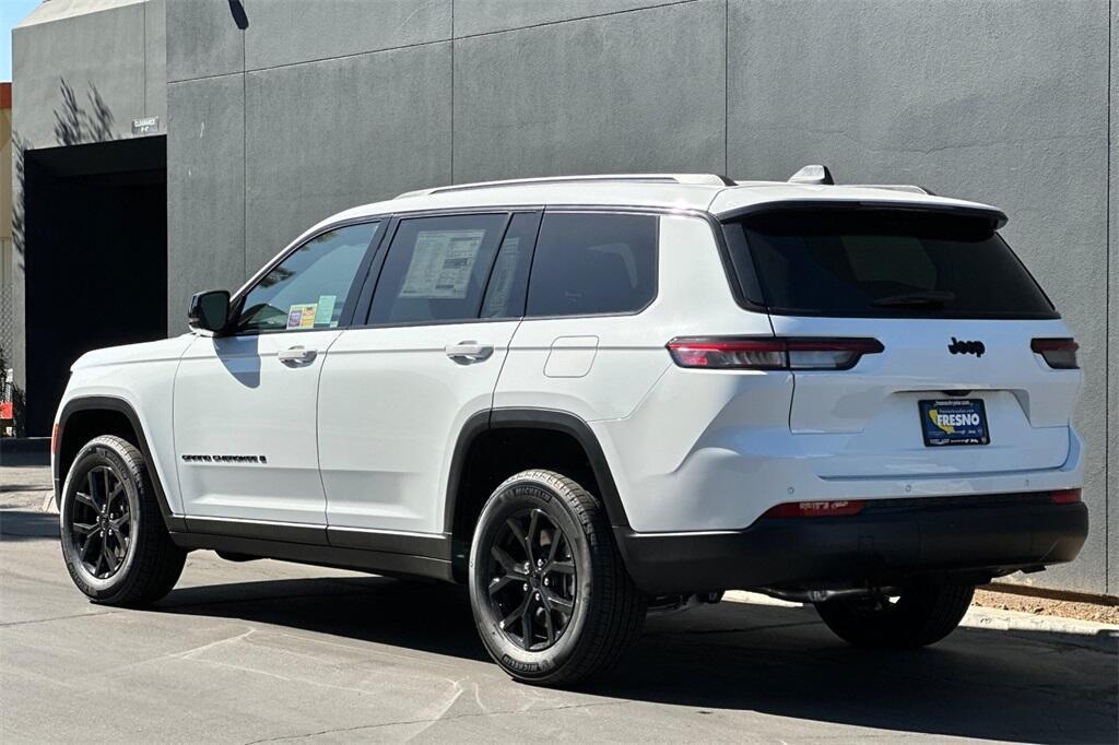 new 2025 Jeep Grand Cherokee L car, priced at $37,985