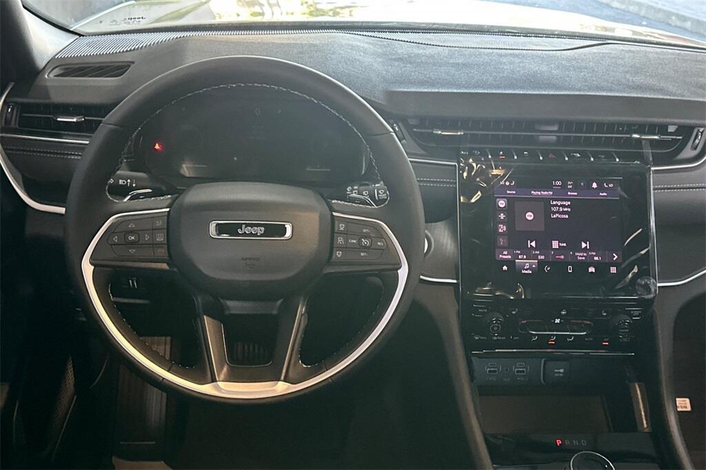 new 2025 Jeep Grand Cherokee L car, priced at $37,985