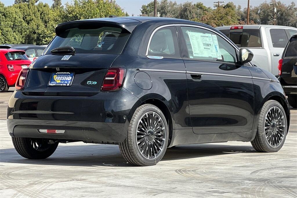new 2024 FIAT 500e car, priced at $36,095