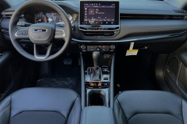 new 2024 Jeep Compass car, priced at $35,399