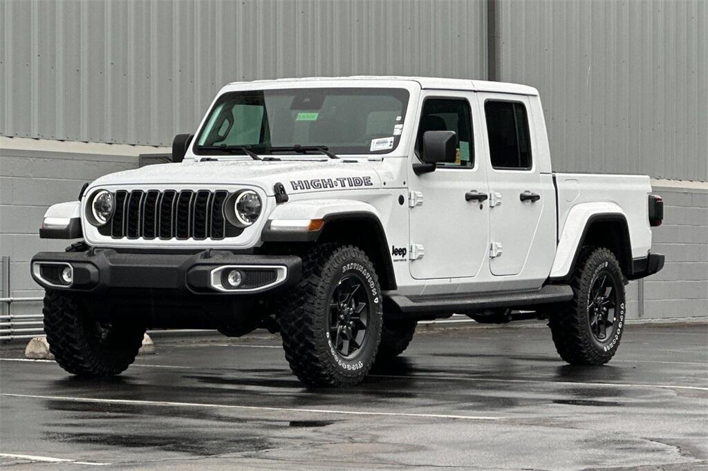 new 2025 Jeep Gladiator car, priced at $44,325