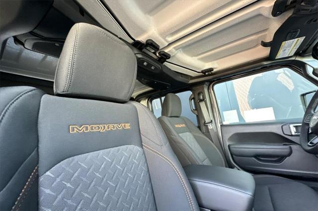 new 2025 Jeep Gladiator car, priced at $54,404