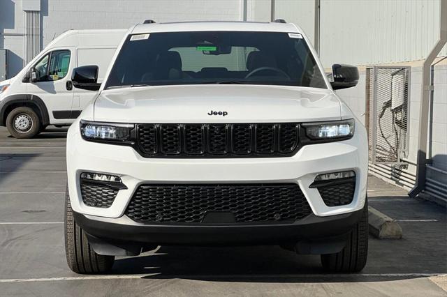 new 2025 Jeep Grand Cherokee car, priced at $53,365