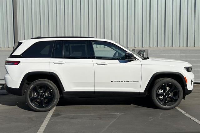 new 2025 Jeep Grand Cherokee car, priced at $53,365