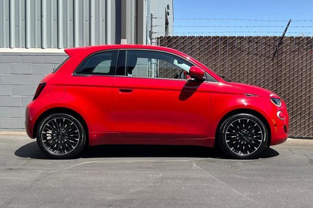new 2024 FIAT 500e car, priced at $34,095