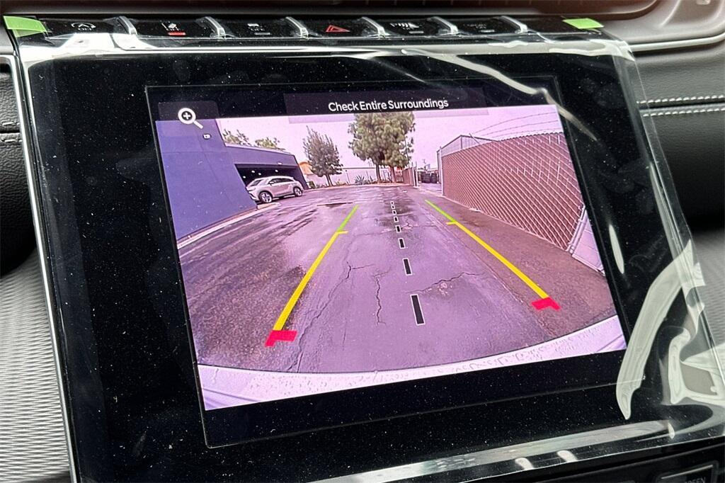 new 2025 Jeep Grand Cherokee car, priced at $40,975